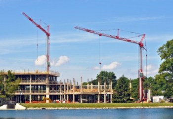 Potain-cranes-pull-delayed-project-1