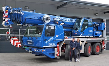 Bei Übergabe auf Distanz nur 0,0005 t Last am Haken – KönningKrane holt neuen Grove GMK3060L im Wilhelmshavener Manitowoc Werk ab-3