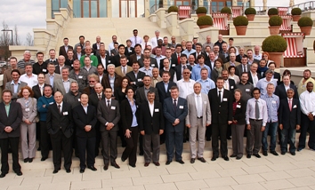 dealers-gather-to-focus-1