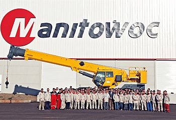 Manitowoc-presents-first-crane-made-in-Brazil-1