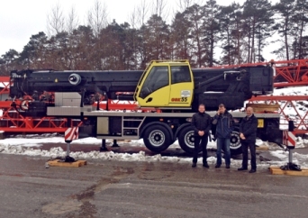 Two-GSK55-cranes-ready-1