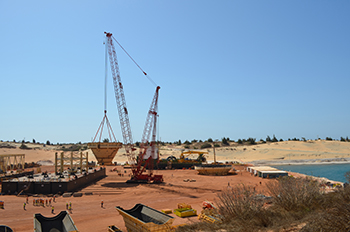 Manitowoc 2250 in Senegal