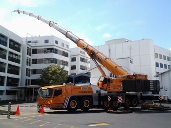 Grove GMK6300L is only crane for the job at New Zealand hospital
