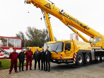 German rental giant Schmidbauer adds two Groves to fleet 