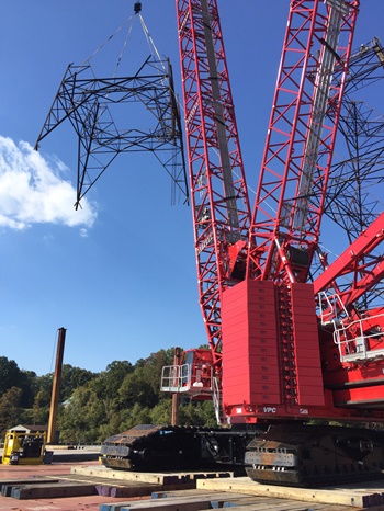 Barge-mounted-MLC650-boosts-efficiency-for-Virginia-transmission-tower-replacement