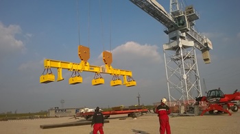 Customized-Potain-tower-cranes-support-steel-yard-logistics-5