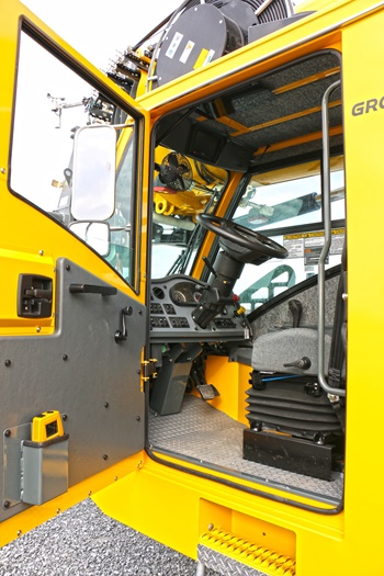 Grove-unveils-the-TMS9000-2-truck-crane