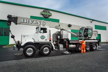 Irving-Equipment-bolsters-fleet-with-custom-built-National-Crane-NBT45