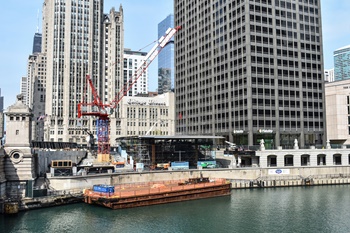 Tech giant depends on Potain to build flagship Chicago store