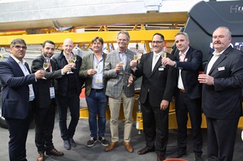 Fifth-Manitowoc-Intermat-Dealer-Award-goes-to-BLE-1
