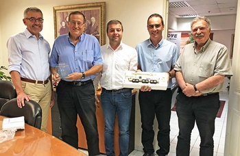 Manitowoc and Israeli Grove dealer celebrate half century partnership
