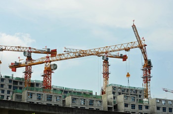 Potain-MCT-385-cranes-chosen-for-Singapores-first-smart-housing-block-3