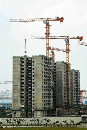 Potain-MCT-385-cranes-chosen-for-Singapores-first-smart-housing-block-5