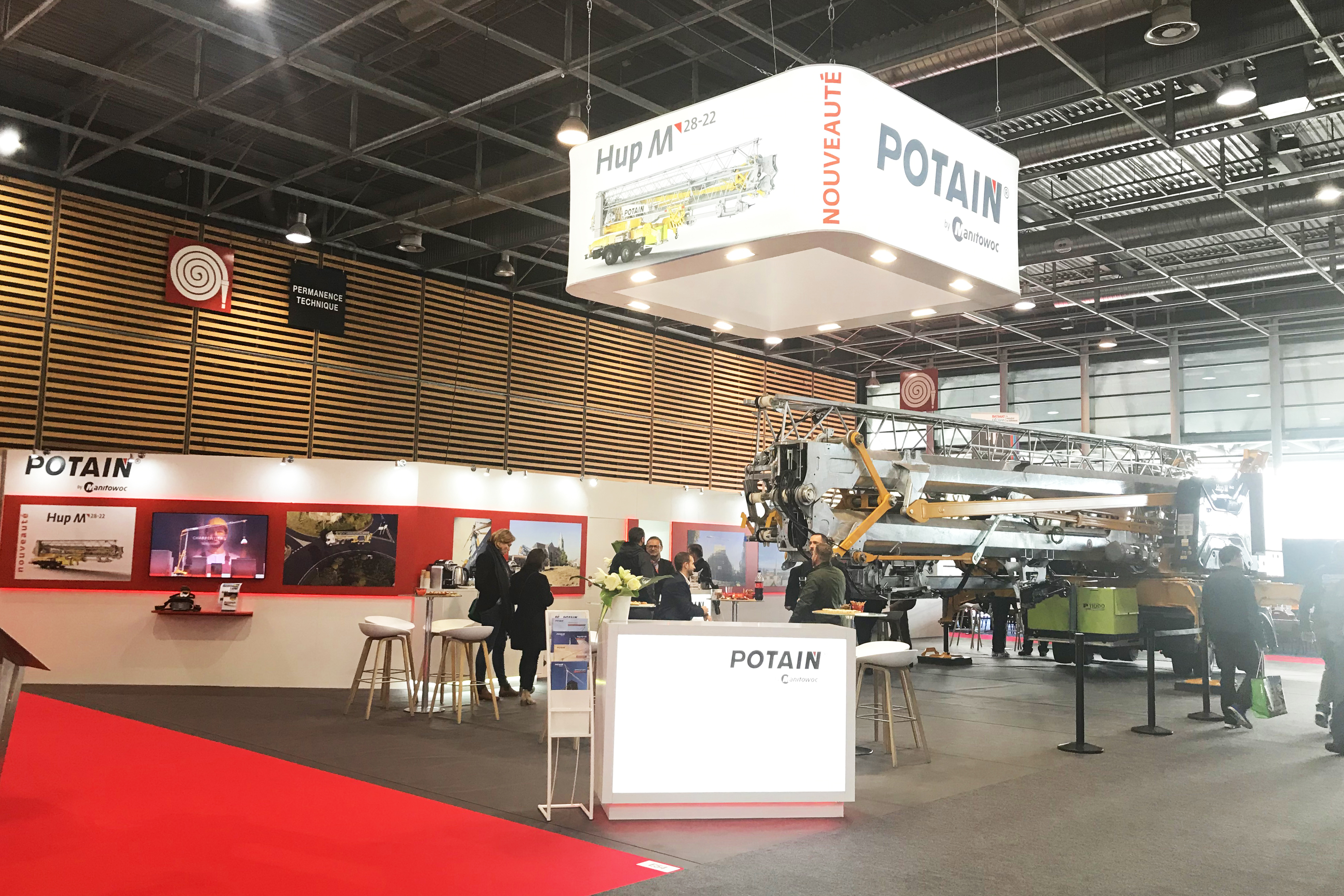 Manitowoc launches Potain Hup  M 28-22 at Batimat 2019-1