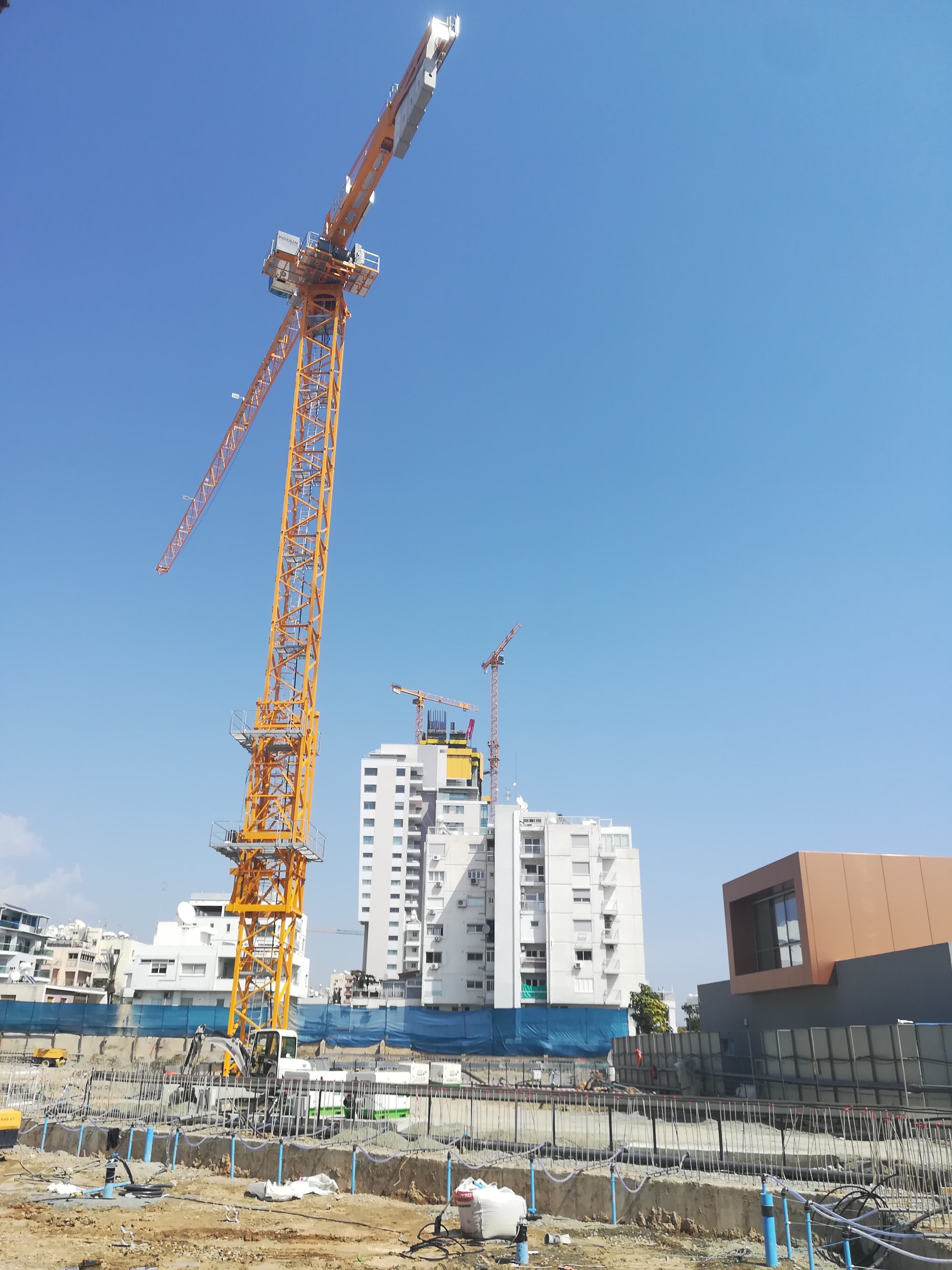 Trio of Potain tower cranes supports Trilogy Limassol Seafront project