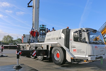 Erster Grove GMK5250XL-1 in Deutschland komplettiert 5-Achser-Trio der BKL Baukran Logistik GmbH-2